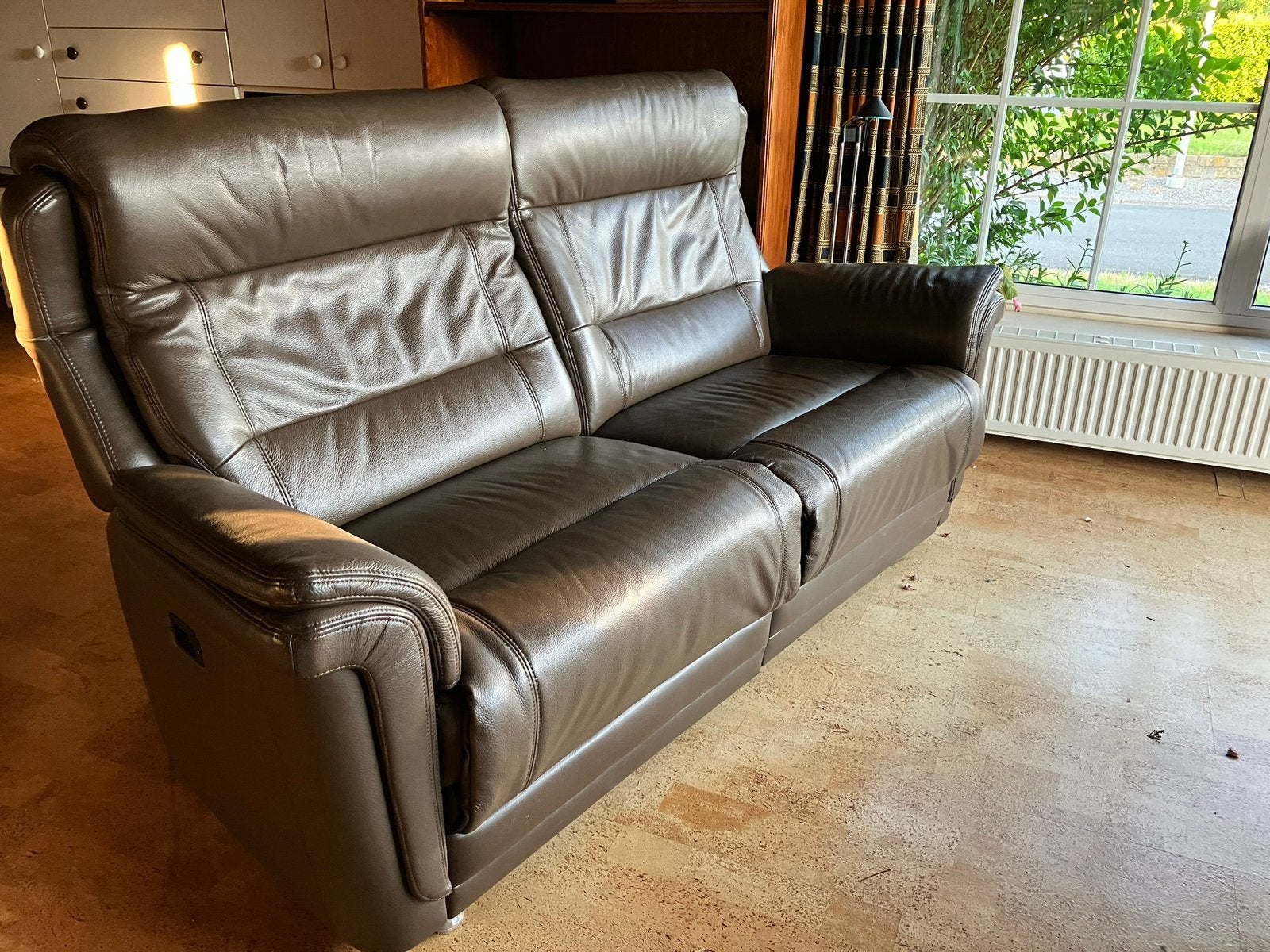 Fauteuil électrique 2 places - Cuir de qualité brun chocolat, 75 à 100 cm, Comme neuf, Enlèvement, 150 à 200 cm