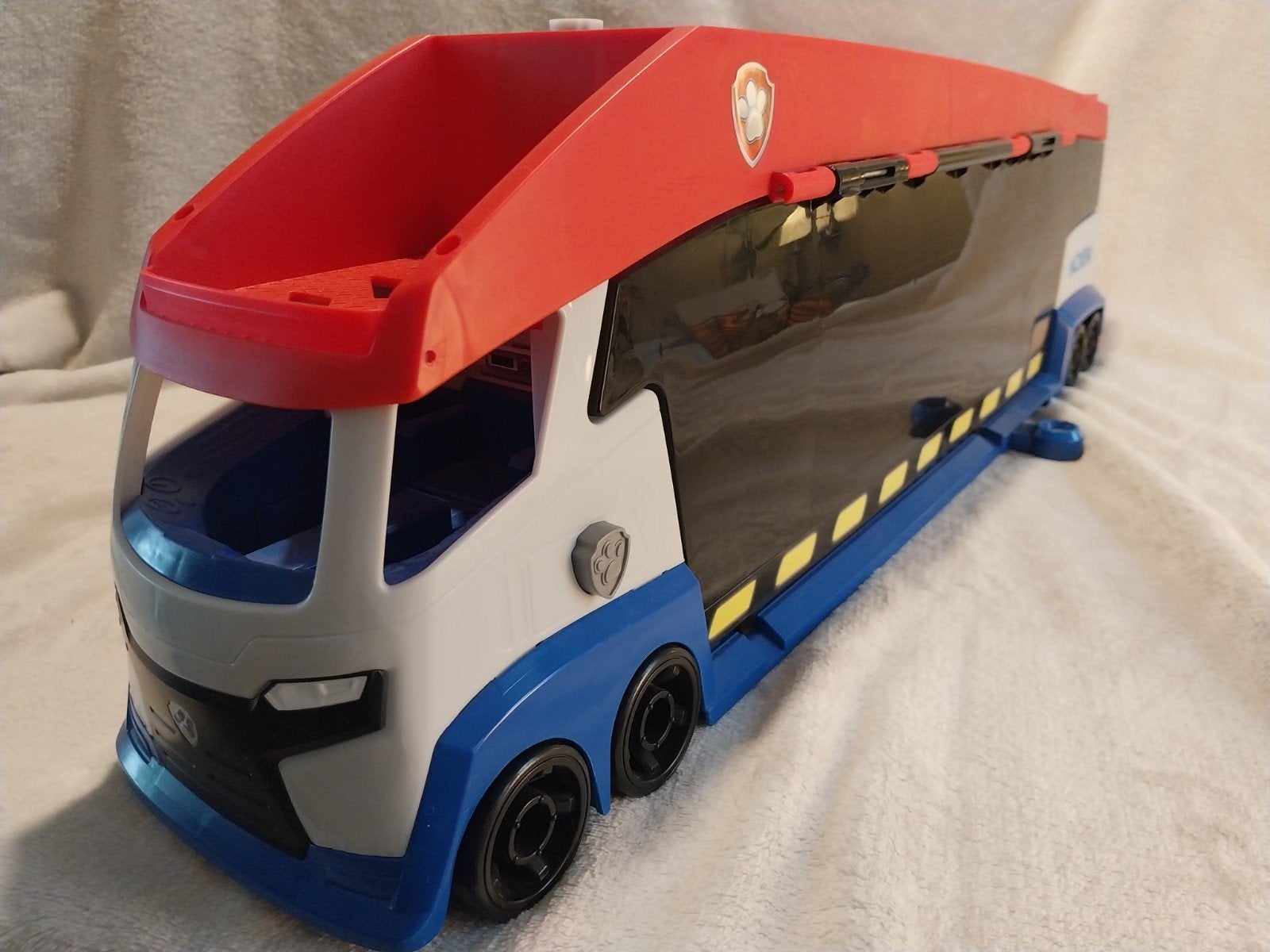 PAW PATROL autotransportwagen, Ophalen