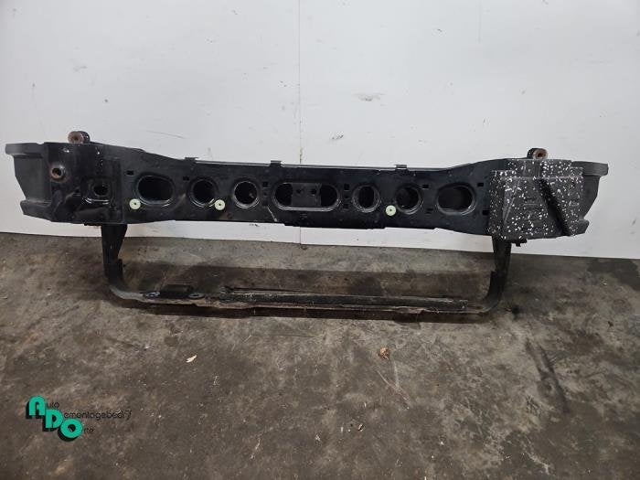 Bumperframe voor van een Ford Focus (Focus 11-), Gebruikt, -, -, Ophalen of Verzenden