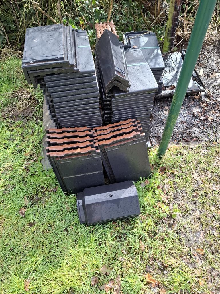 Koramic EN 1304 dakpannen, Ophalen, Nieuw, Zwart, Dakpannen