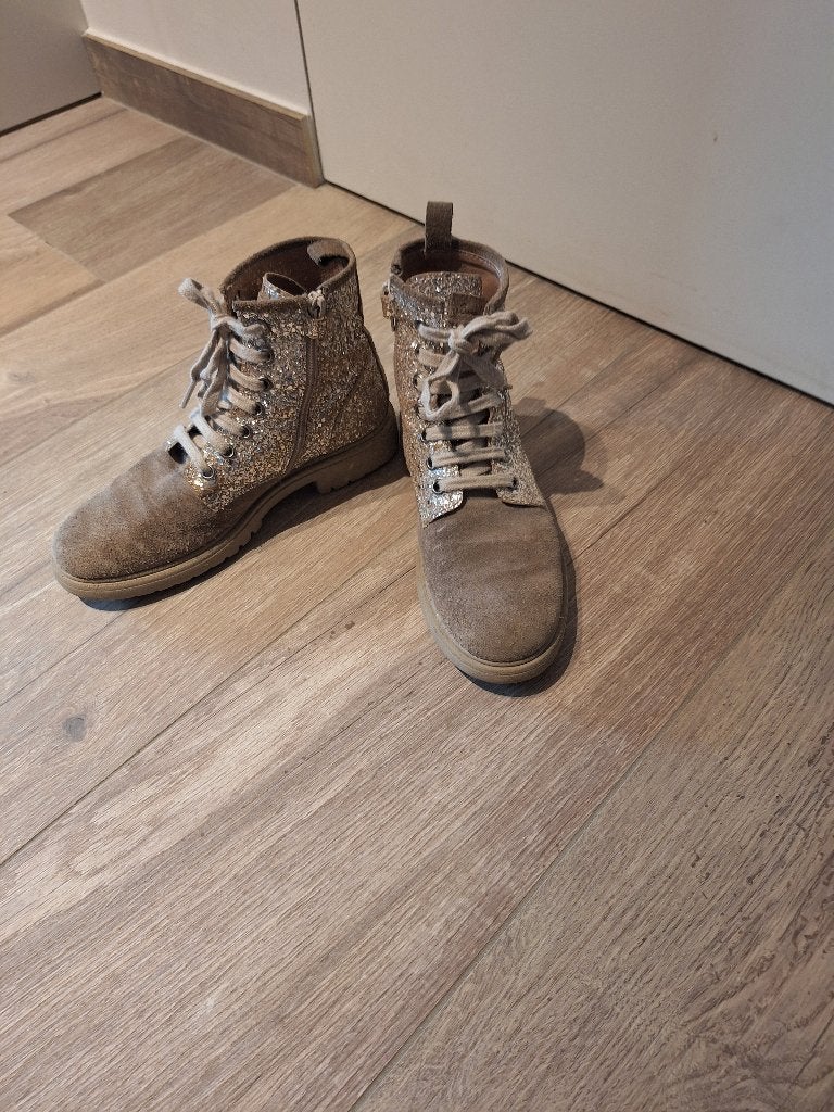 Meisjes schoenen, Kinderen en Baby's, Kinderkleding | Schoenen en Sokken, Ophalen, Meisje, Schoenen, Zo goed als nieuw