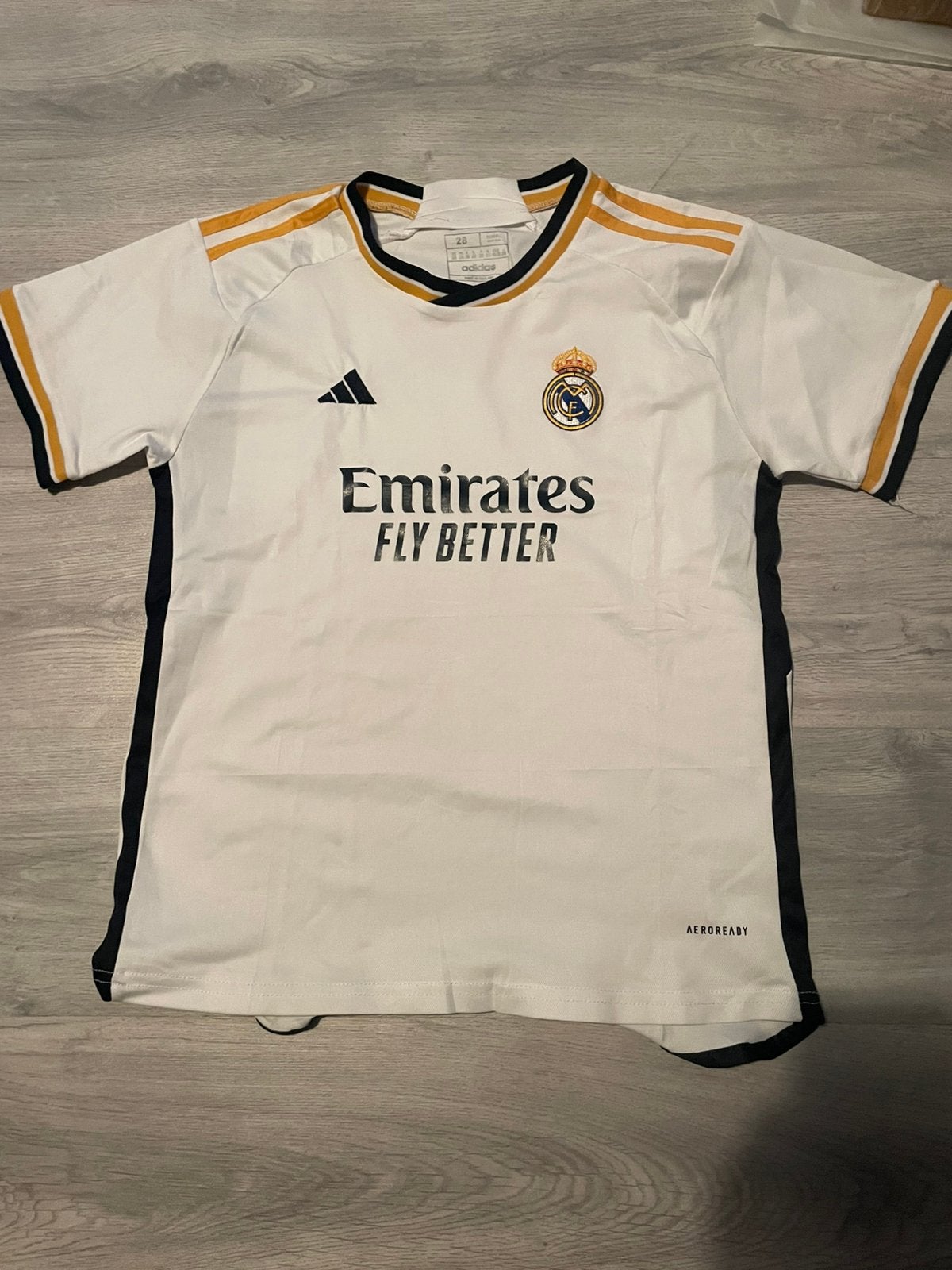 Real madirid voetbalshirt, Maat XS of kleiner, Ophalen of Verzenden, Zo goed als nieuw, Shirt