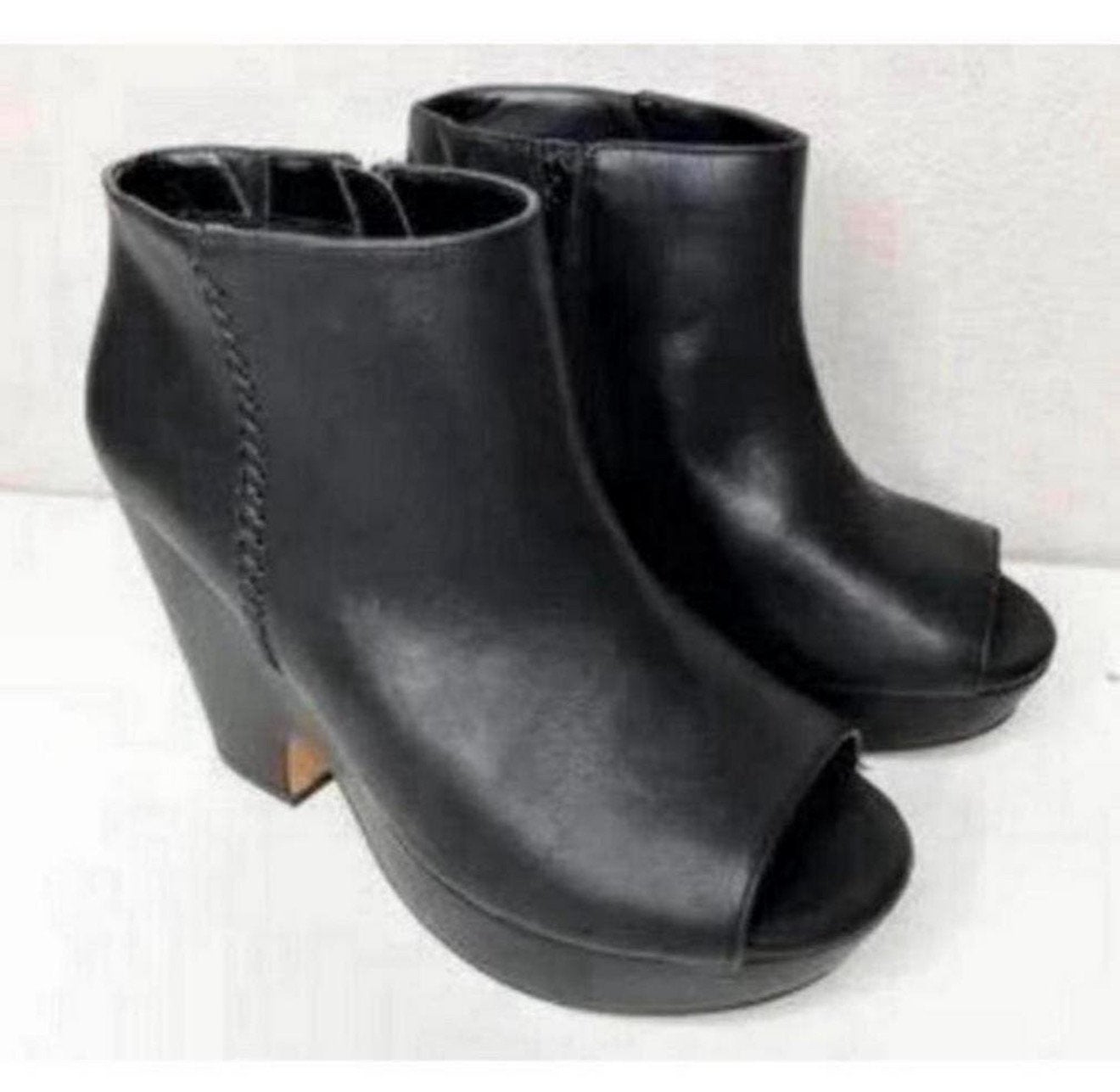 TORRID zwart lederen schoenen met hoge hak open-tenen M 40, Kleding | Dames, Schoenen, Zwart, Ophalen of Verzenden, Zo goed als nieuw