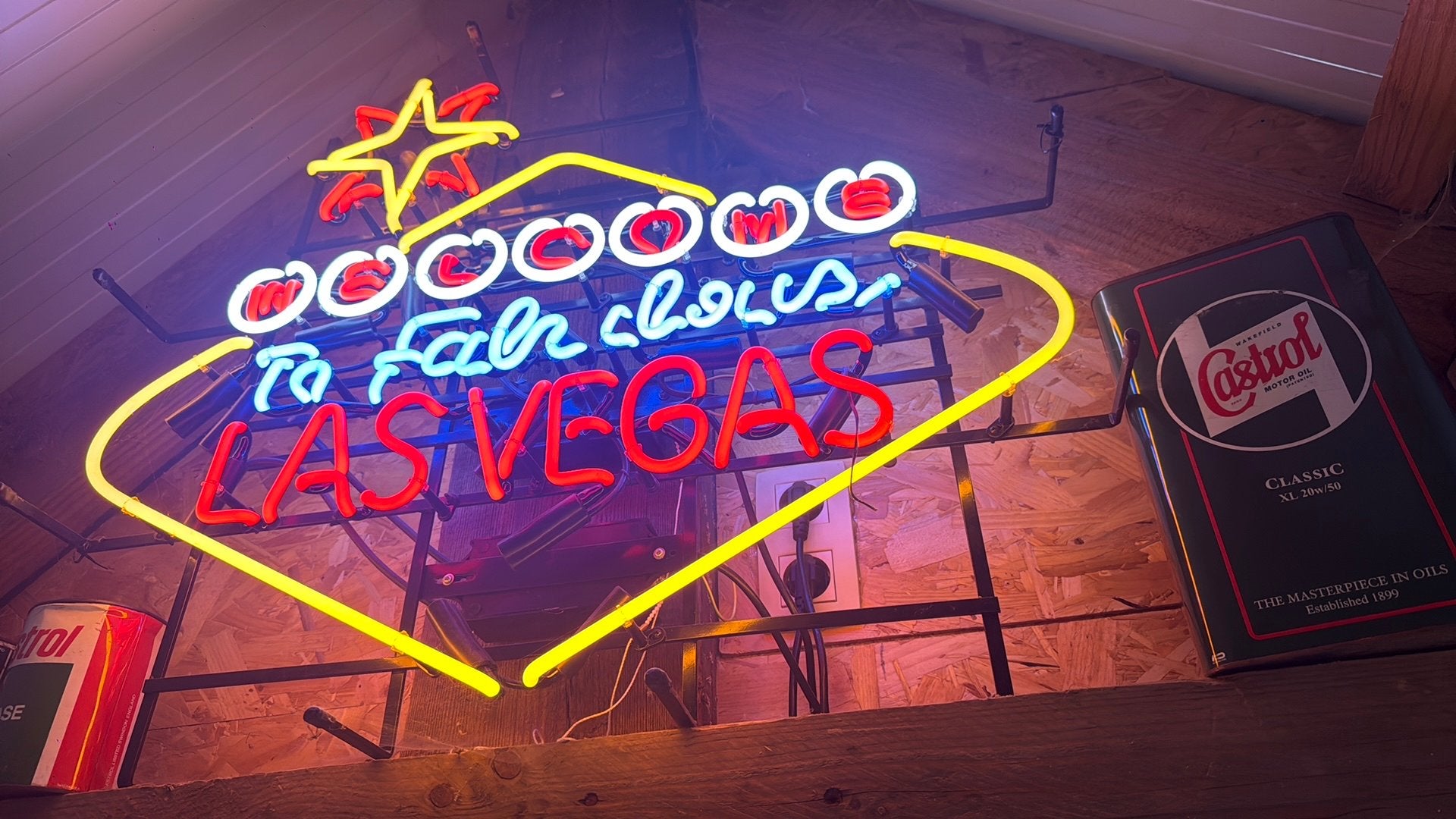 Lichtreclame las Vegas Neon, Verzamelen, Ophalen