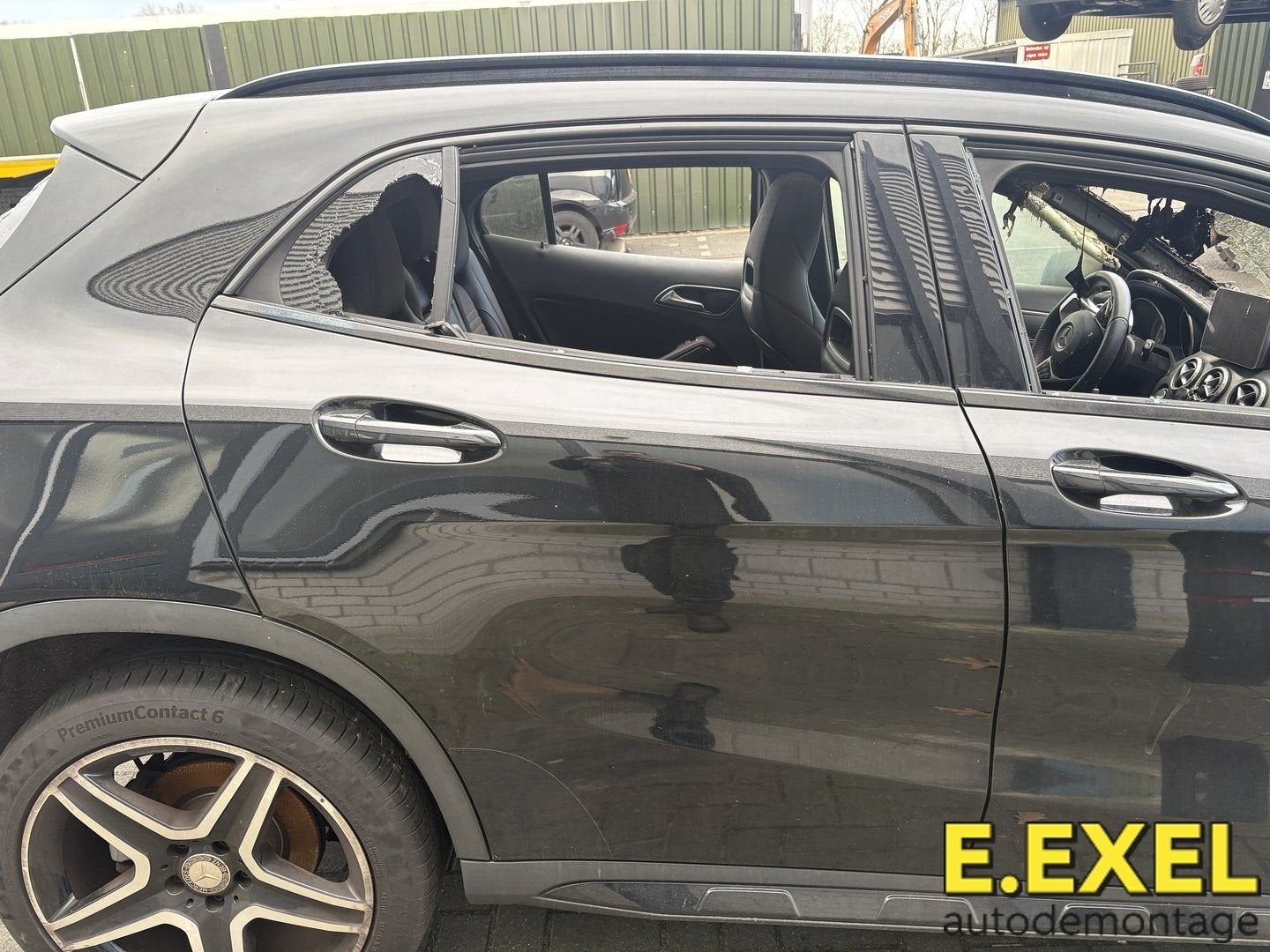 Deur rechts achter Mercedes GLA 220CDI 2013-22 Kleur 191, Origine de la pièce connue, Utilisé, Porte, -