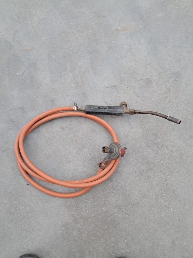 Brander, Enlèvement