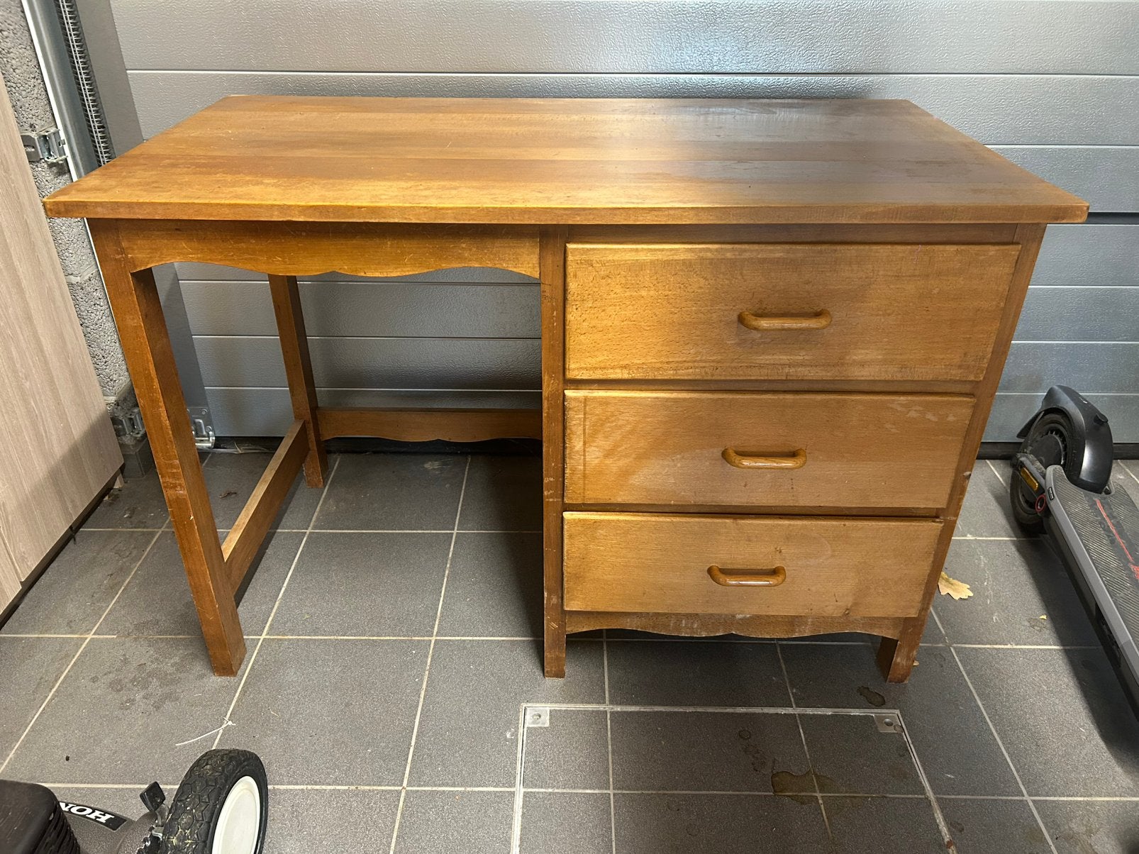 Bureau a donner, Maison & Meubles, Bureaux, Enlèvement, Comme neuf