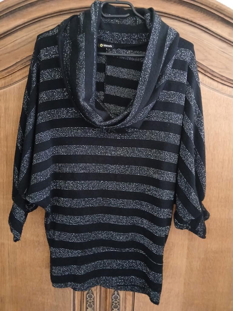 Blouse.Zwart ,zilver.Medium.van schouder naar schouder 40 cm, Ophalen of Verzenden, Zwart