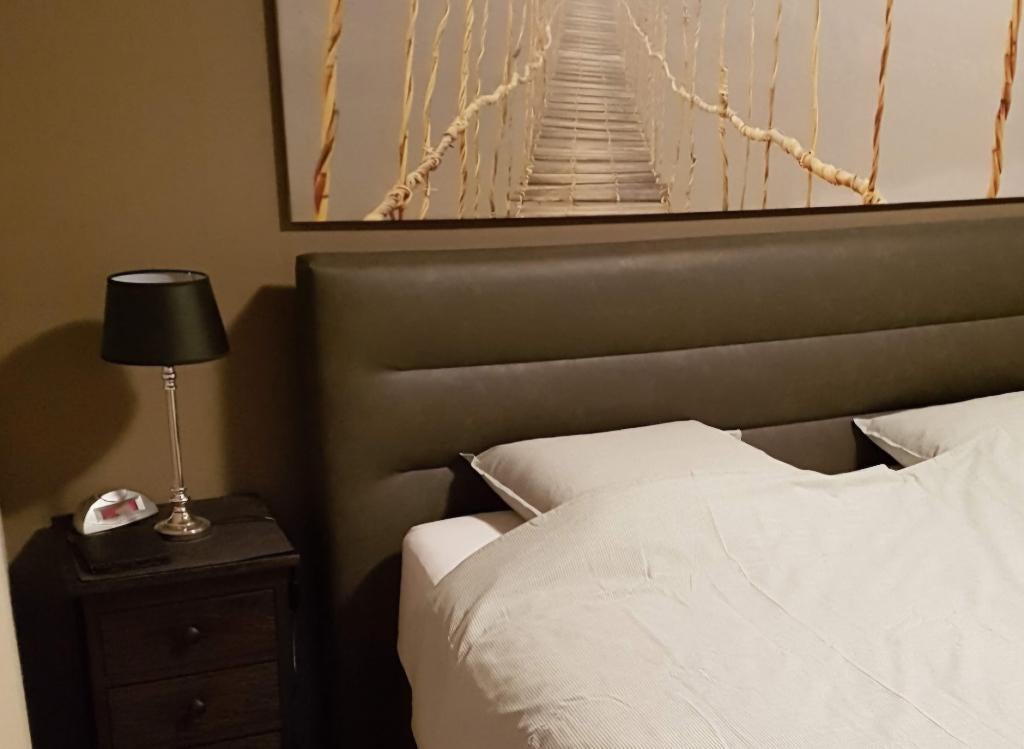 Bed hoofdeind, Huis en Inrichting, Slaapkamer | Bedden, Ophalen, Overige materialen, Landelijk modern, Tweepersoons