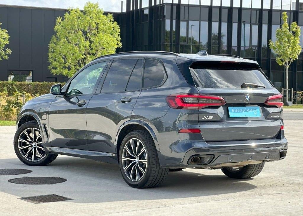 BMW X5 xDrive45e M Pack 2021 Diamant 324pk 106825km, Auto's, 4 deurs, 41 g/km, Leder, Bedrijf