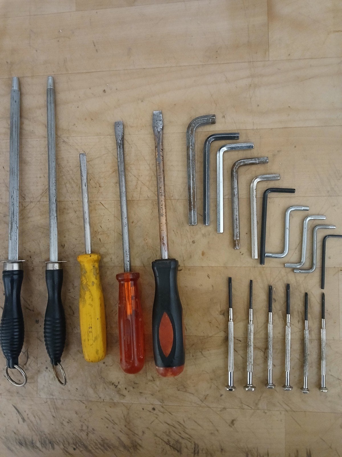 Outils., Enlèvement