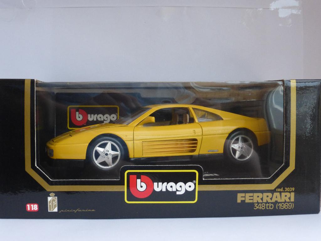 Ferrari 348tb (1989) van Burago 1/18, Hobby & Loisirs créatifs, Voitures miniatures | 1:18, Enlèvement, Comme neuf, Voiture, Burago