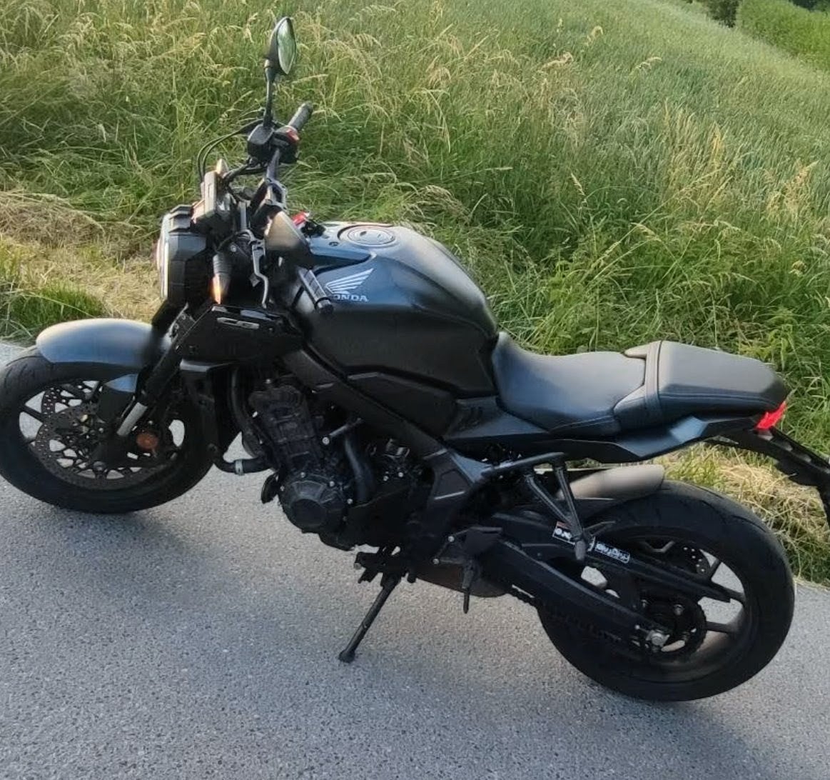 Honda CB650R Black Edition 2023, Motoren, Motoren | Honda, Particulier, Naked bike, meer dan 35 kW, 4 cilinders, Quickshifter