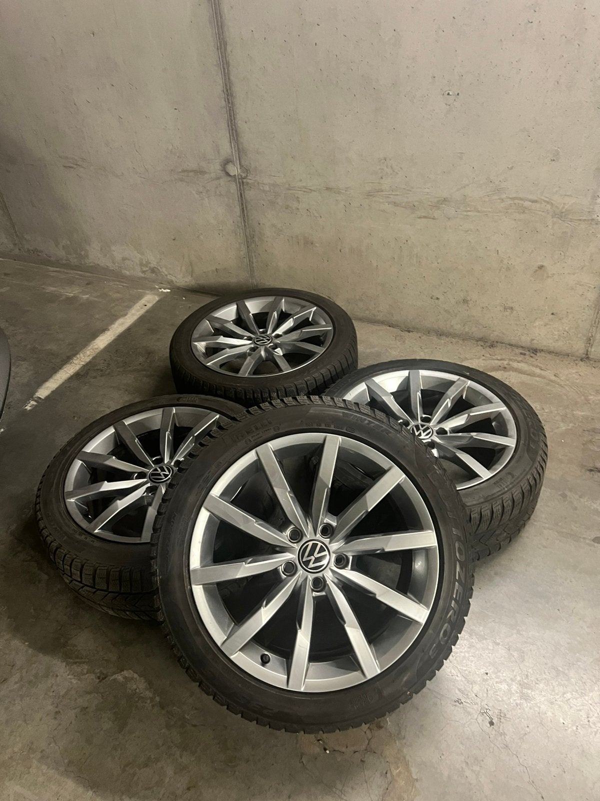 Jantes Vw 18” Monterey, Enlèvement, Pneus hiver, Pneu(s)