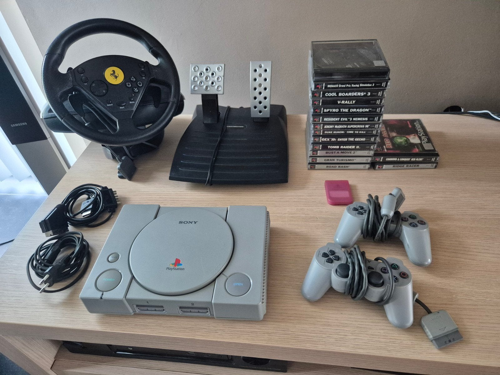 Playstation 1 met games, geheugenkaart en racestuur, Enlèvement ou Envoi, Utilisé