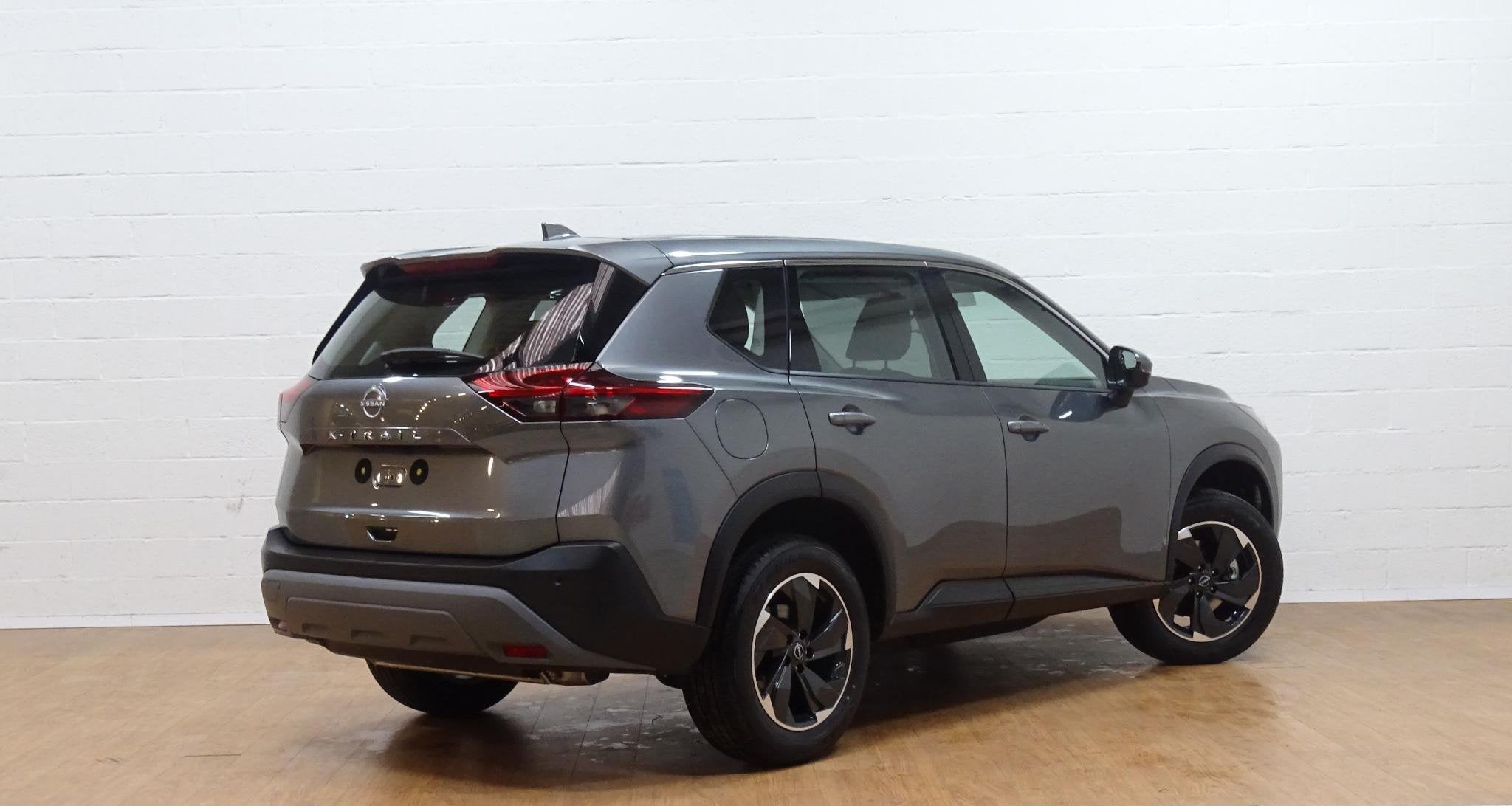 Nissan X-Trail Mild-Hybrid 163 X-Tronic Acenta 7 seats, Autos, Argent ou Gris, Achat, Euro 6, Entreprise