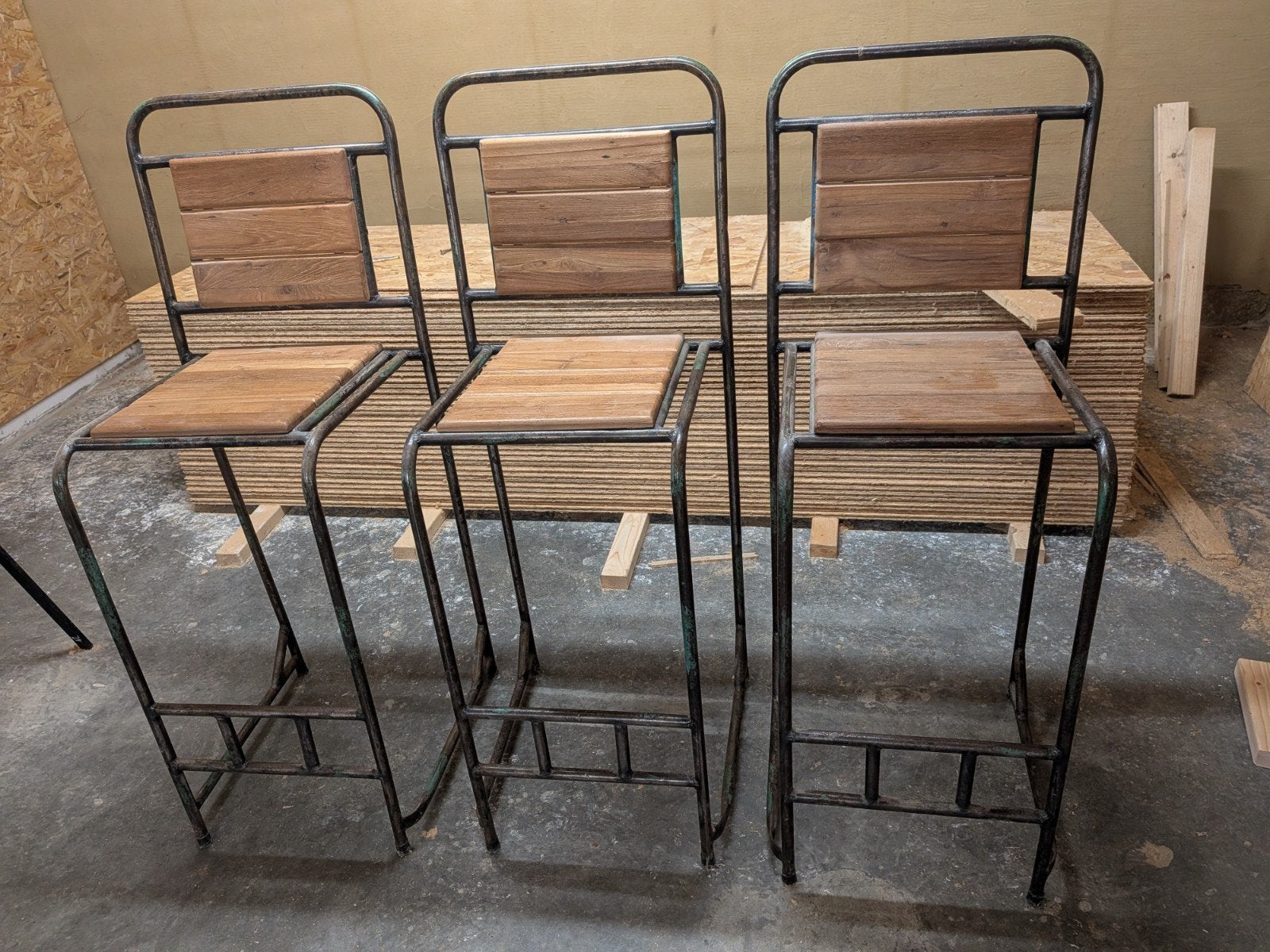 Vintage industriële barstoelen, Ophalen