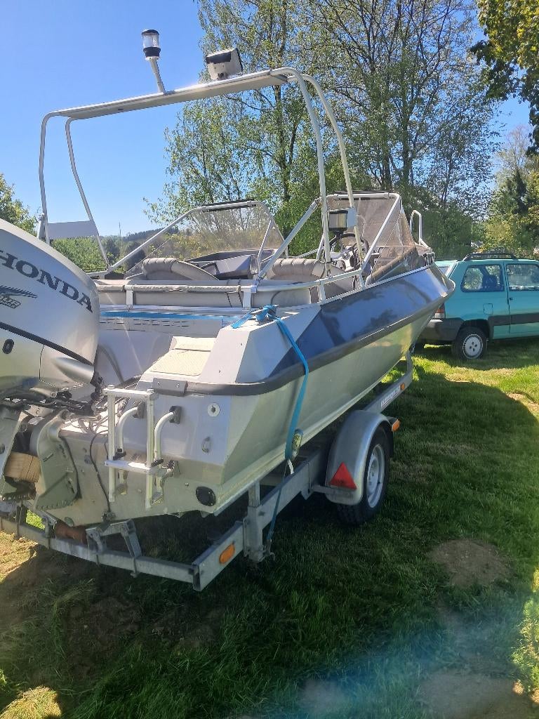 Bateau Buster xxl, Enlèvement