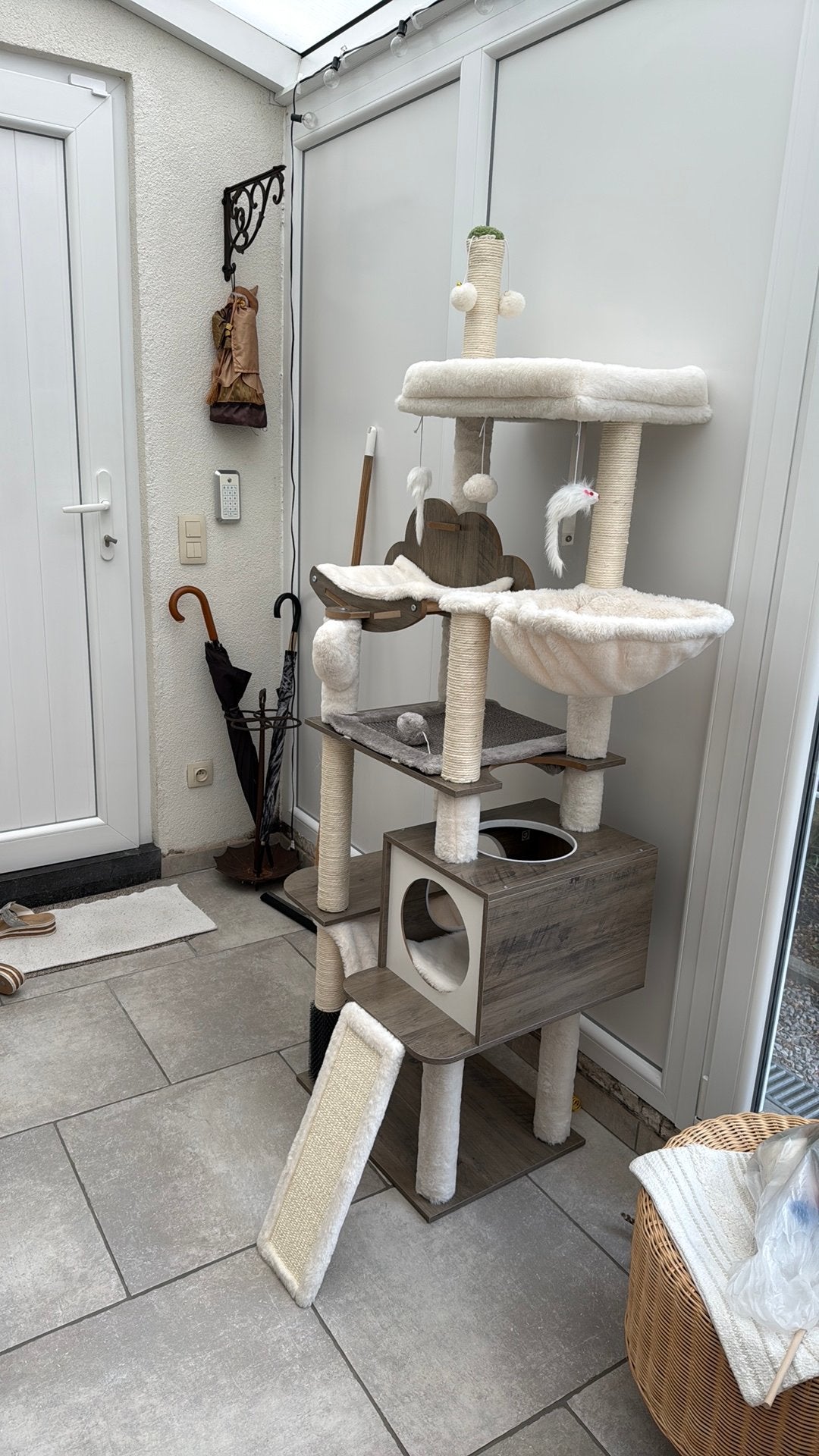 Arbre pour chats marque Heybly, Enlèvement, Comme neuf, Pièces de meubles à gratter