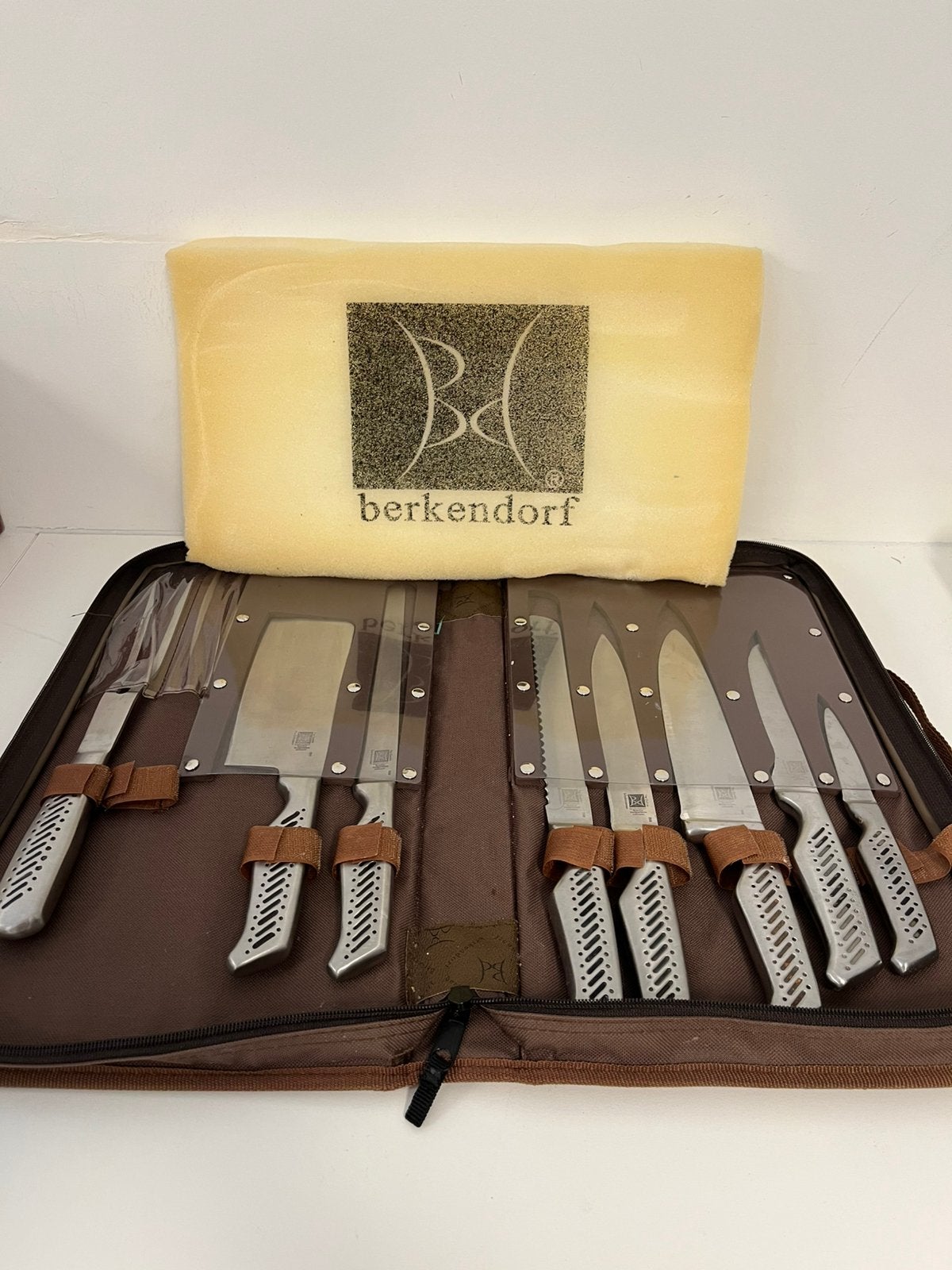 messenset berkendorf, Enlèvement