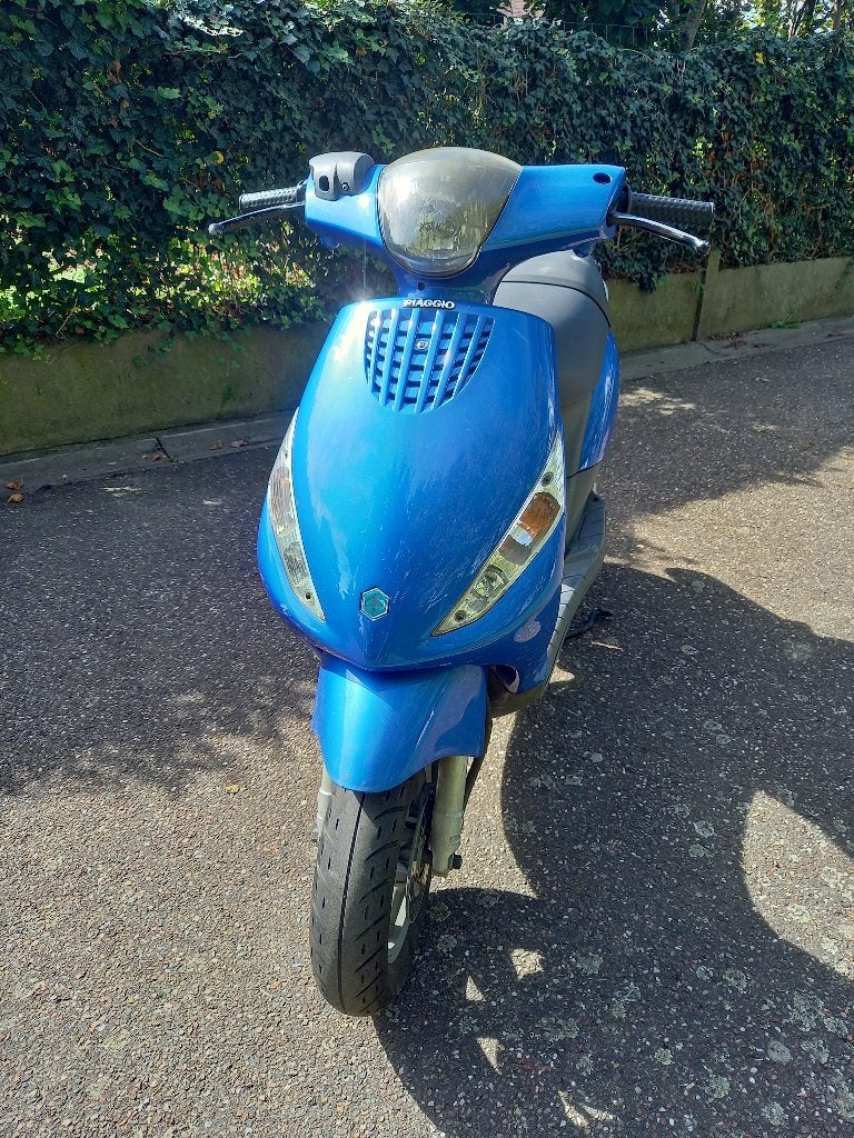 CLASSE PIAGGIO ZIP A, Vélos & Vélomoteurs, Zip, 49 cm³, Enlèvement, Utilisé