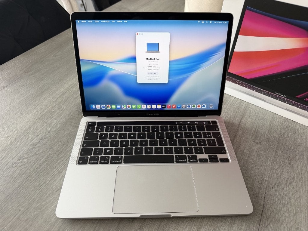 Macbook Pro 13 - Apple M2 / 8 GB / 256 Go SSD, Computers en Software, 8 GB, Zo goed als nieuw, Azerty, Ophalen