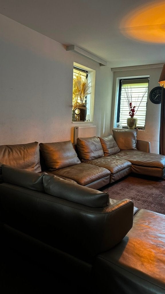 Natuzzi zitcomfort!, Huis en Inrichting, Zetels | Zetels, Gebruikt, Hoekbank, Vierpersoons of meer, 300 cm of meer, Leer, Ophalen