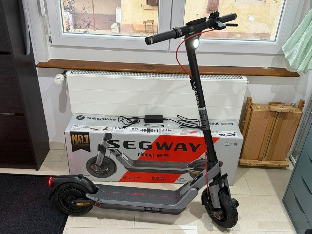 Ninebot Segway E3 Pro NIEUW met doos en accessoires (9 km), Fietsen en Brommers, Ophalen, Nieuw, Segway Ninebot