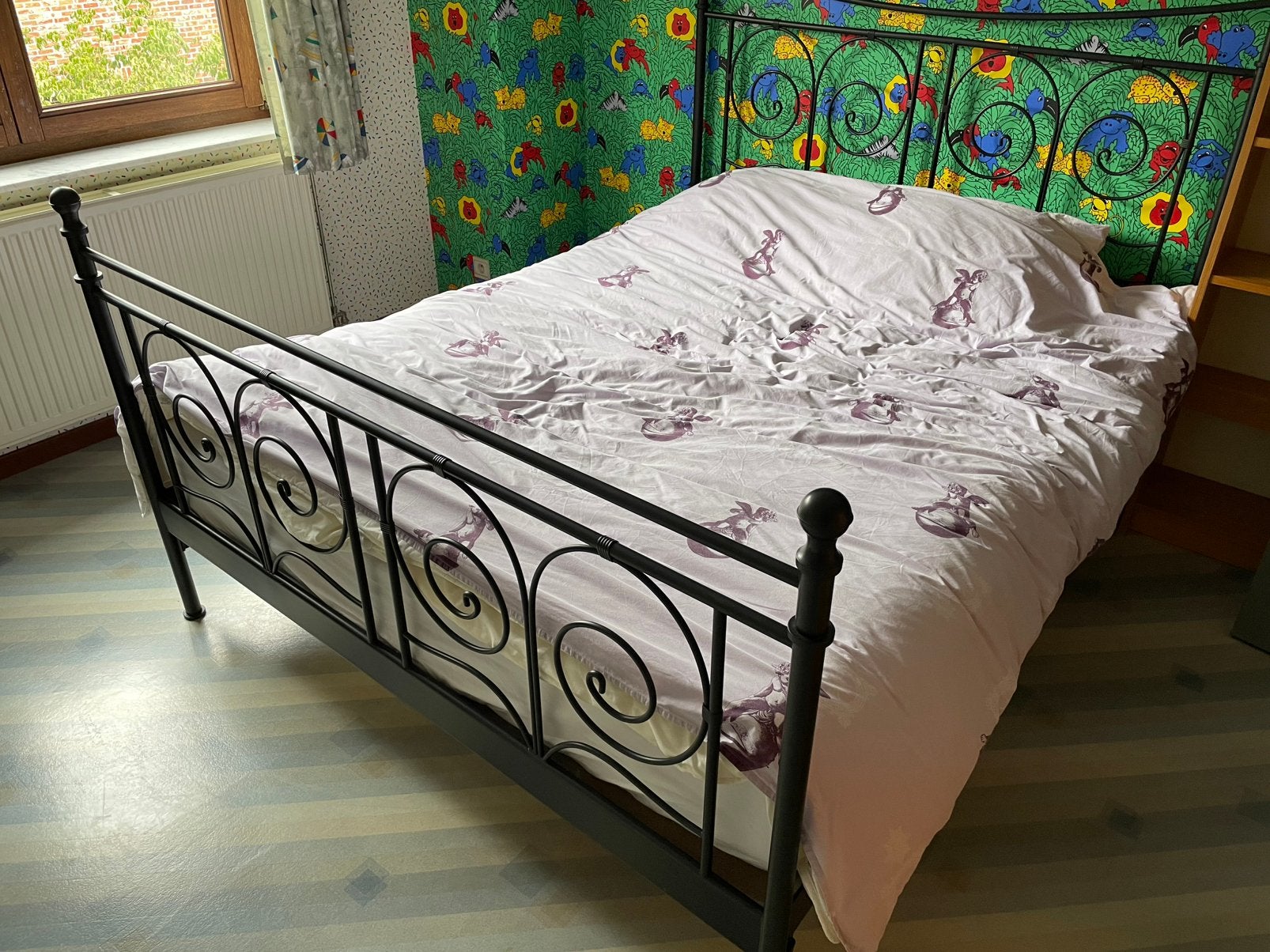 Bed met matras- zo goed als nieuw., Ophalen, Tweepersoons, Zo goed als nieuw, Metaal