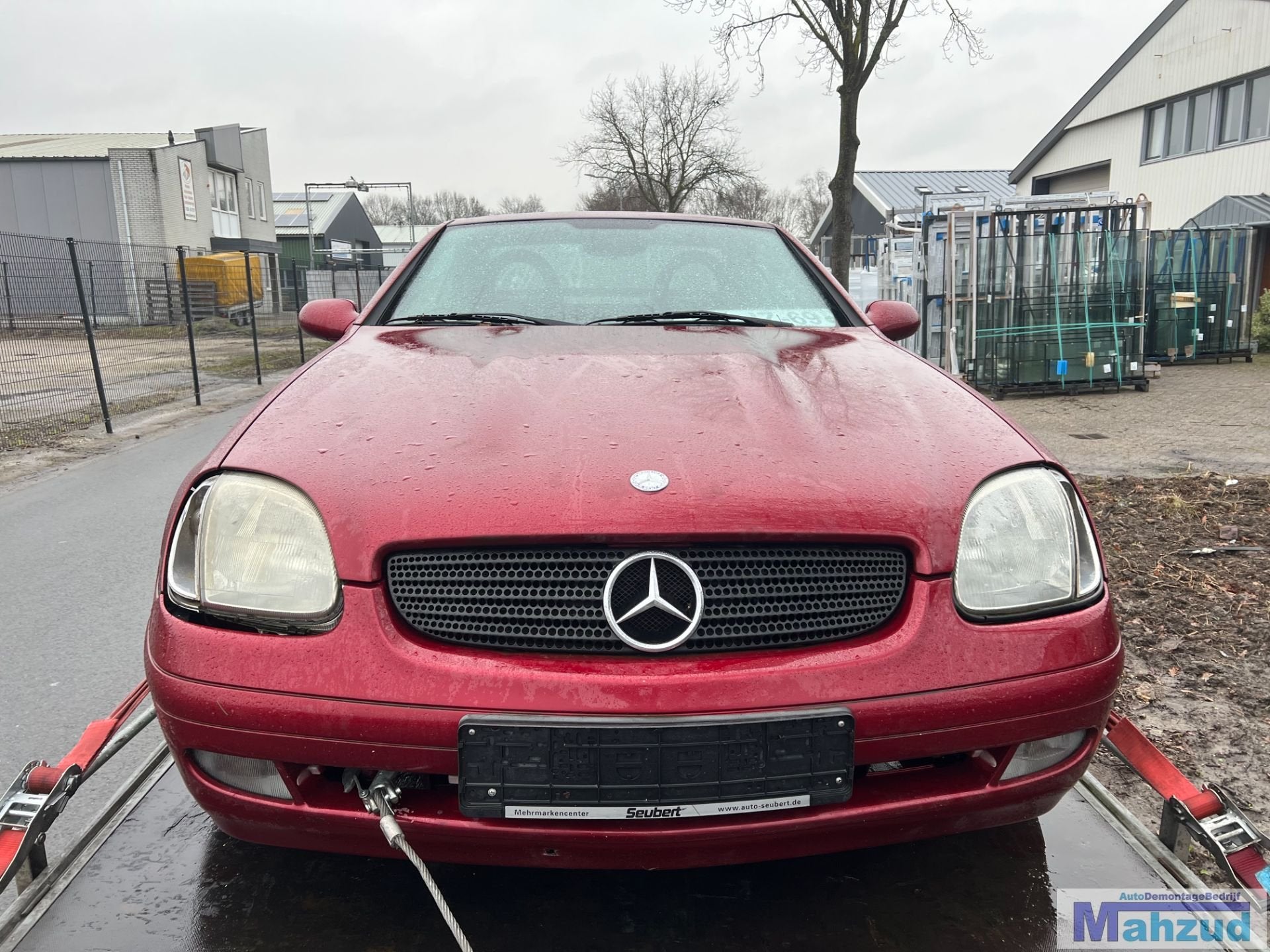 Pi ces de d montage et de d molition d'une Mercedes SLK R170, Mercedes-Benz AG, Mercedes-Benz, Utilisé, Mercedesstrasse 120
70372  Stuttgart, DE