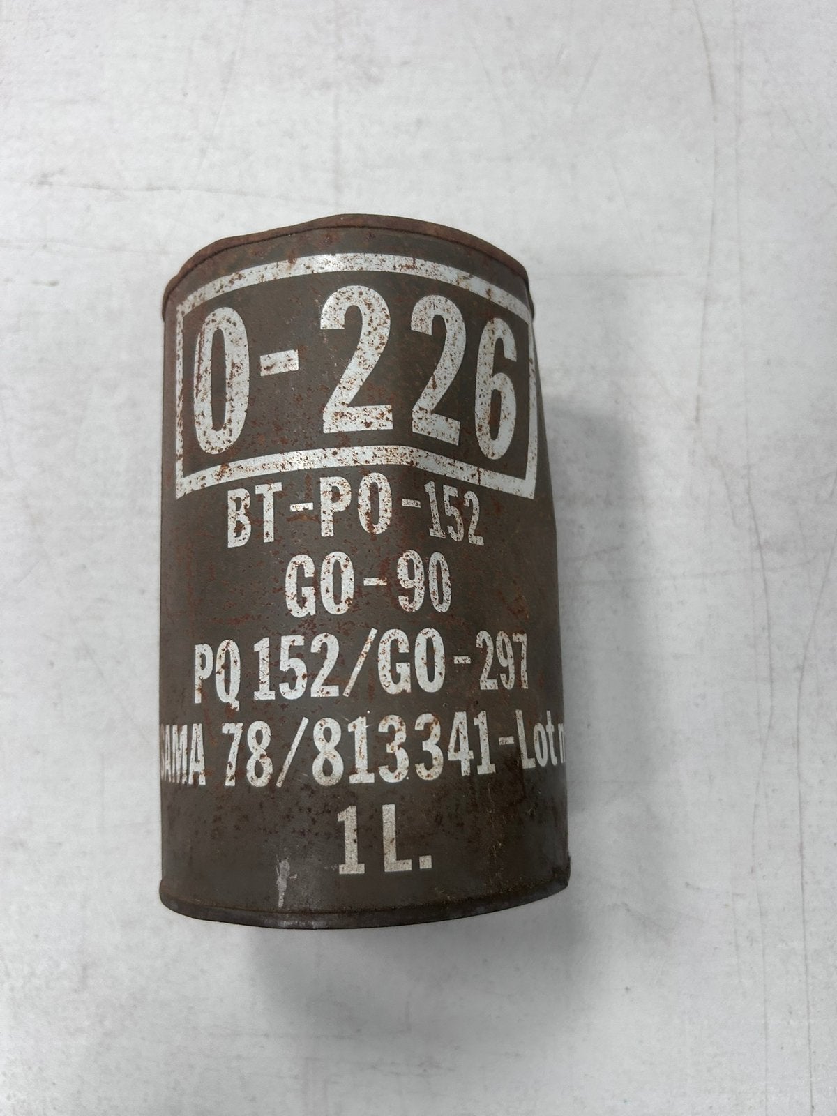 Huile pour équipement militaire Old NATO O-226 1 litre, Enlèvement ou Envoi, Armée de terre, Autres types