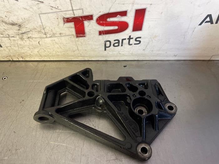 Support moteur d'un Volkswagen Golf, Volkswagen, -, 3 mois de garantie, Utilisé