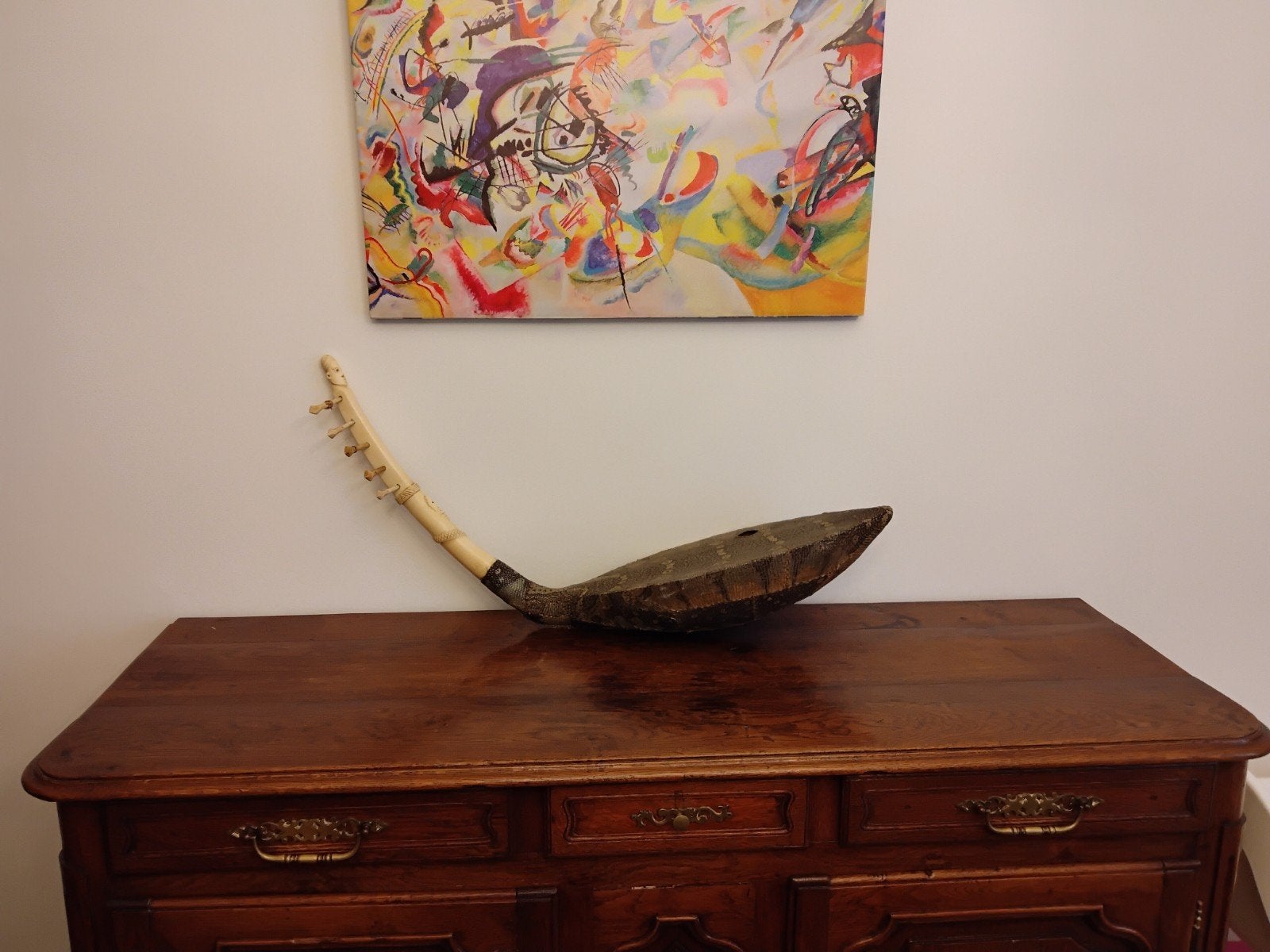 Harpe Mangbetu du Congo, Antiquités & Art, Enlèvement