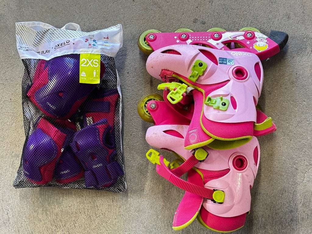 INLINE ROLLERS INLINESKATES 30-32 Decathlon OXELO enfants, Sports & Fitness, Autres marques, Rollers 4 roues en ligne, Enlèvement ou Envoi