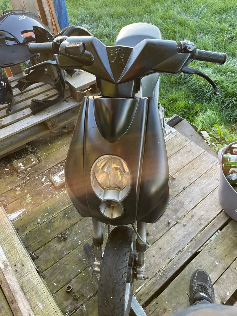 Peugeot ludix B klasse, Ophalen, Zo goed als nieuw