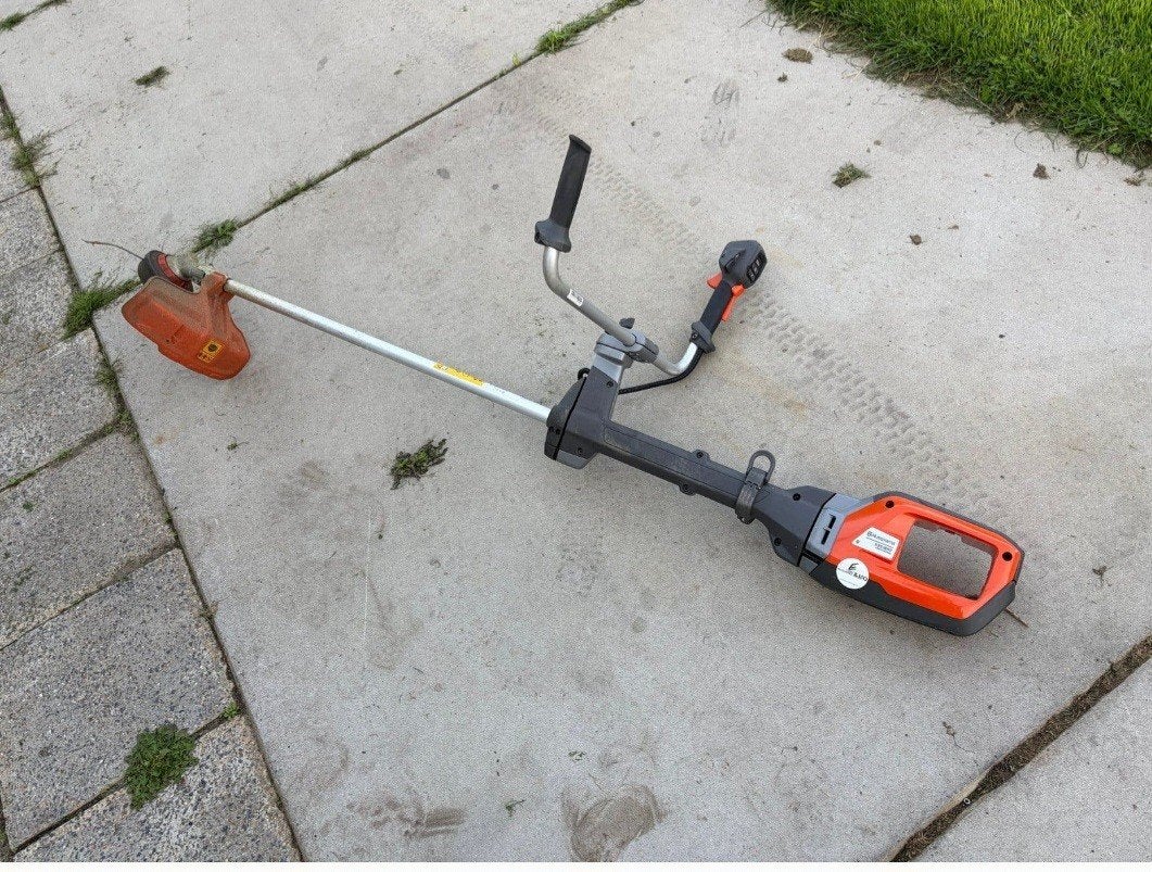 husqvarna accu bosmaaier 535 IRXT plus accu,mes,tuig, Accu, Ophalen of Verzenden, Zo goed als nieuw, 10 tot 30 cm