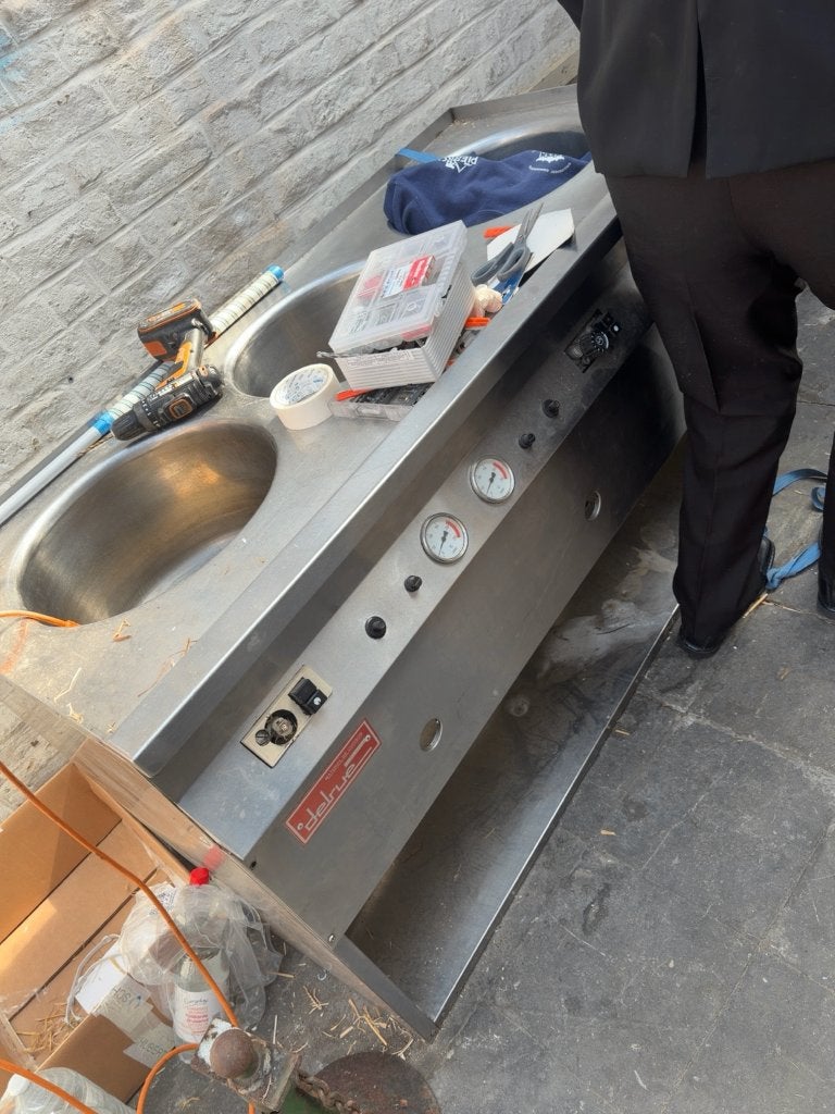 Friteuse professionnel delrue 3 bac au gaz, Enlèvement ou Envoi, Utilisé, Cuisinière, Friteuse et Grils