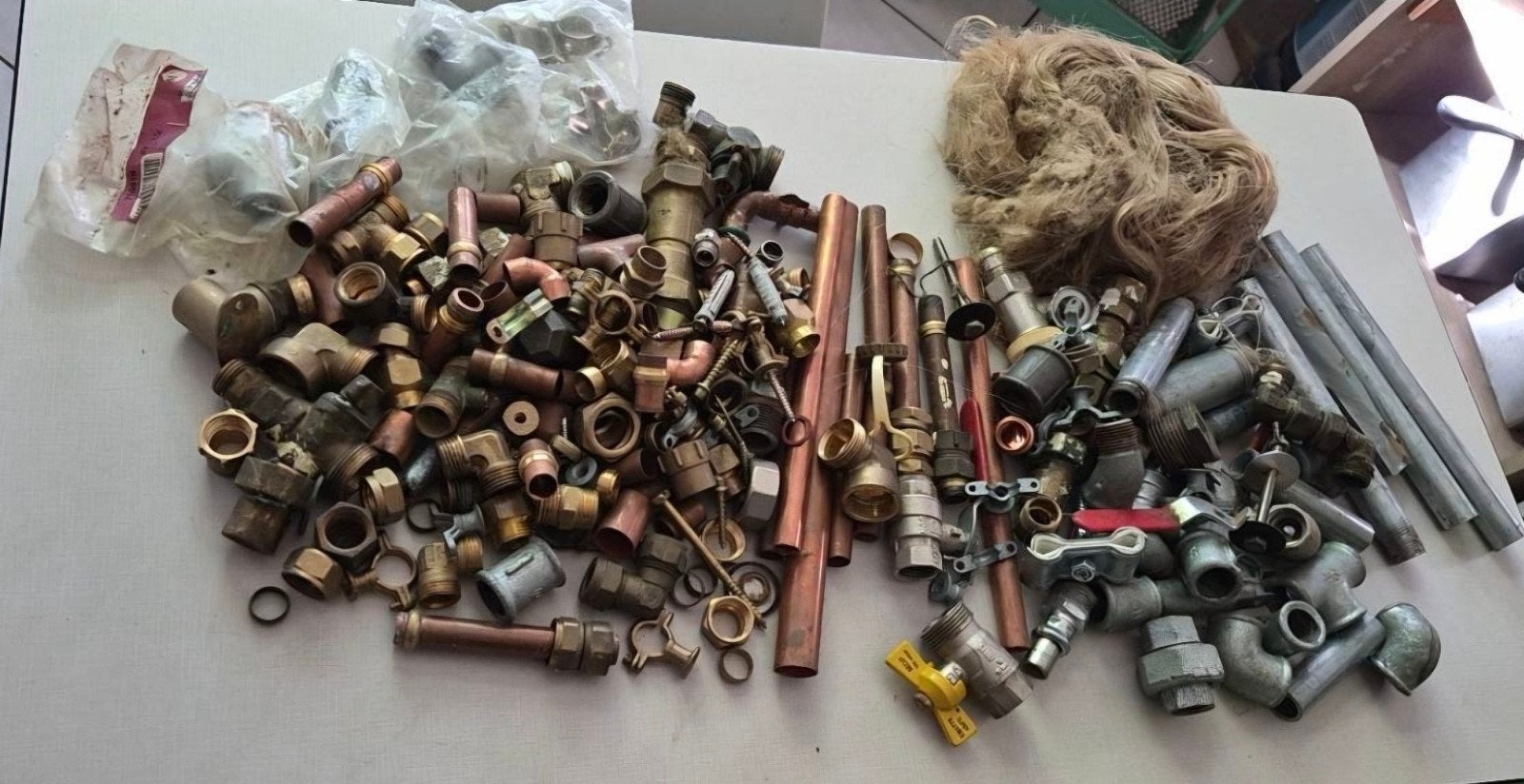 lot loodgietersmateriaal (10,5 kg) – Messing, Koper, Kranen, Doe-het-zelf en Bouw, Ophalen of Verzenden