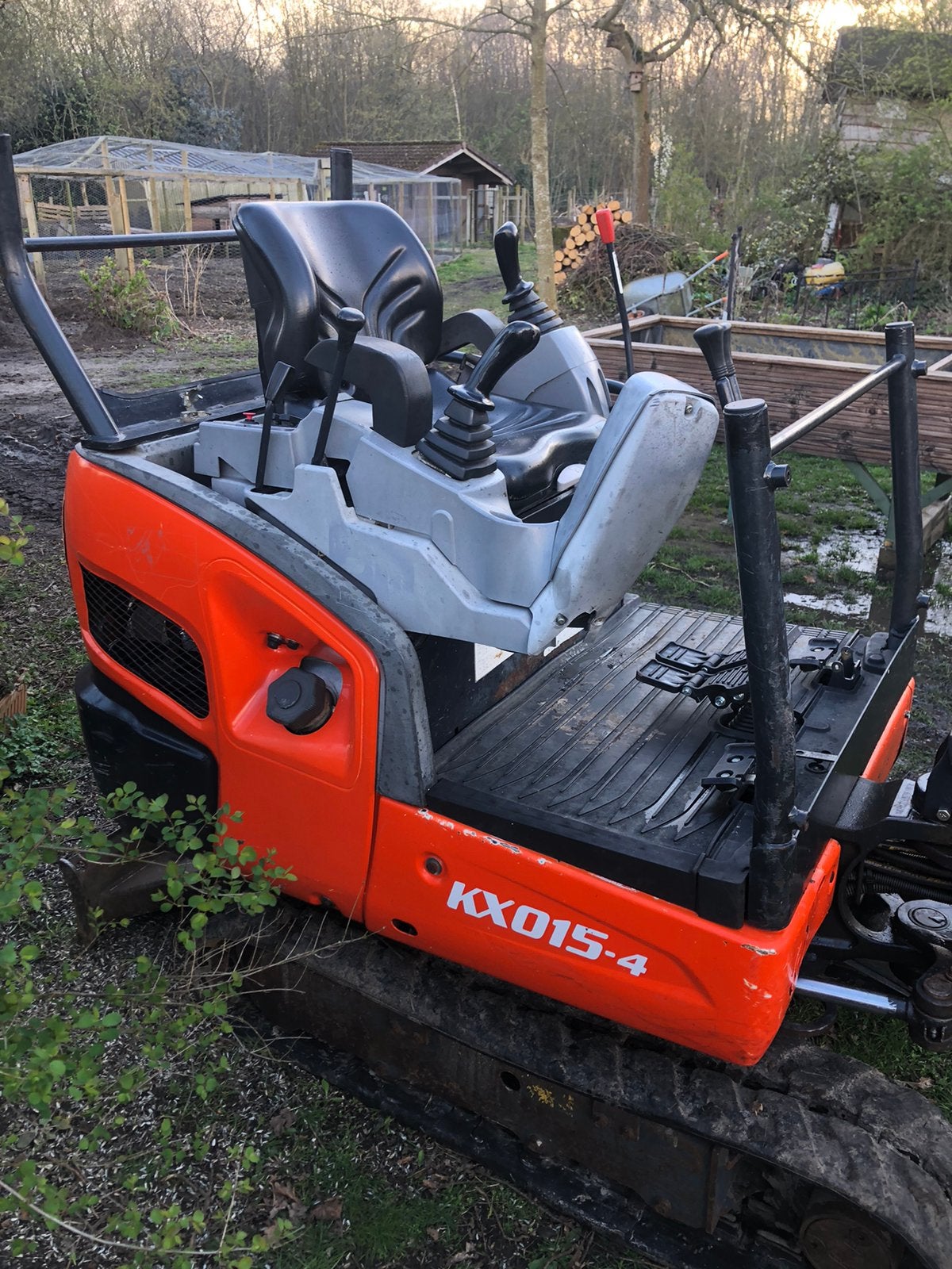 Kubota kx015-4, Ophalen