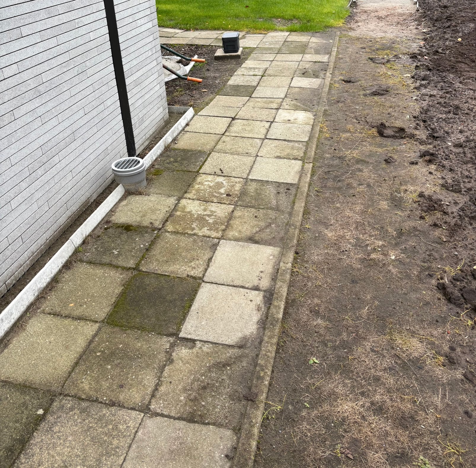 60m2 stoepdals gratis af te halen, Ophalen, Gebruikt, Overige typen, 10 m² of meer