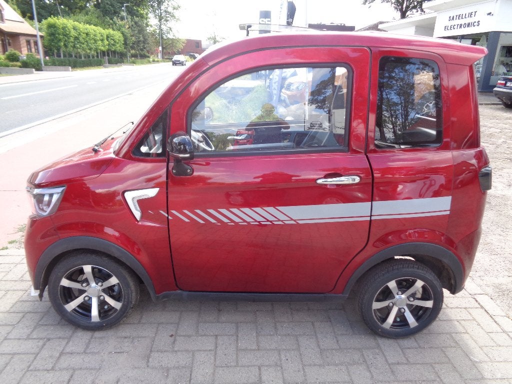 electrische  brommobiel AMB   Q2   rijden vanaf 16 jaar, Auto's, USB, 2 deurs, Te koop, Stadsauto