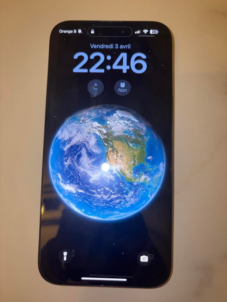 Iphone 15 pro max 256gb noir titanium, Télécoms, Téléphonie mobile | Apple iPhone, 256 GB, IPhone 15, Comme neuf, Enlèvement