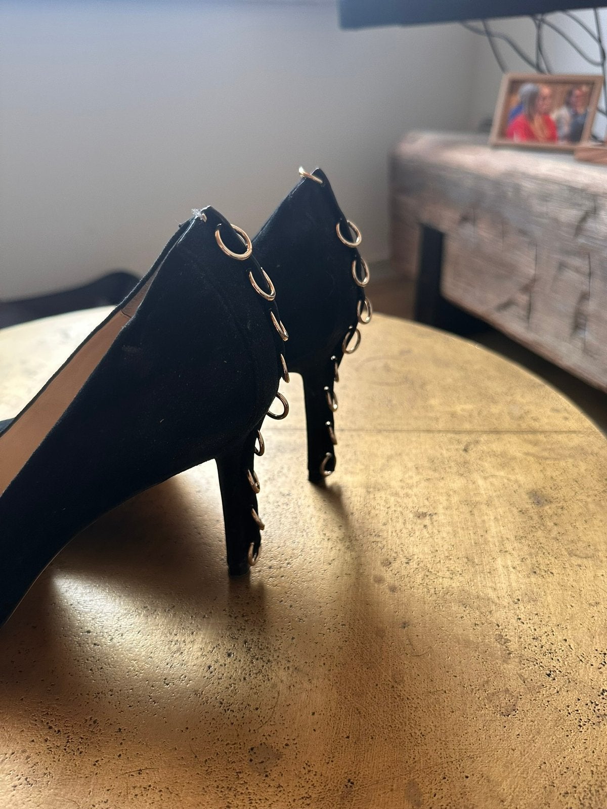 Zwarte hakken katy perry, Kleding | Dames, Schoenen, Pumps, Zwart, Ophalen of Verzenden, Gedragen