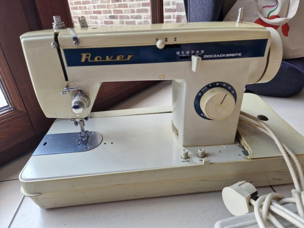 Vintage ROVER naaimachine voor onderdelen, Hobby en Vrije tijd, Ophalen of Verzenden