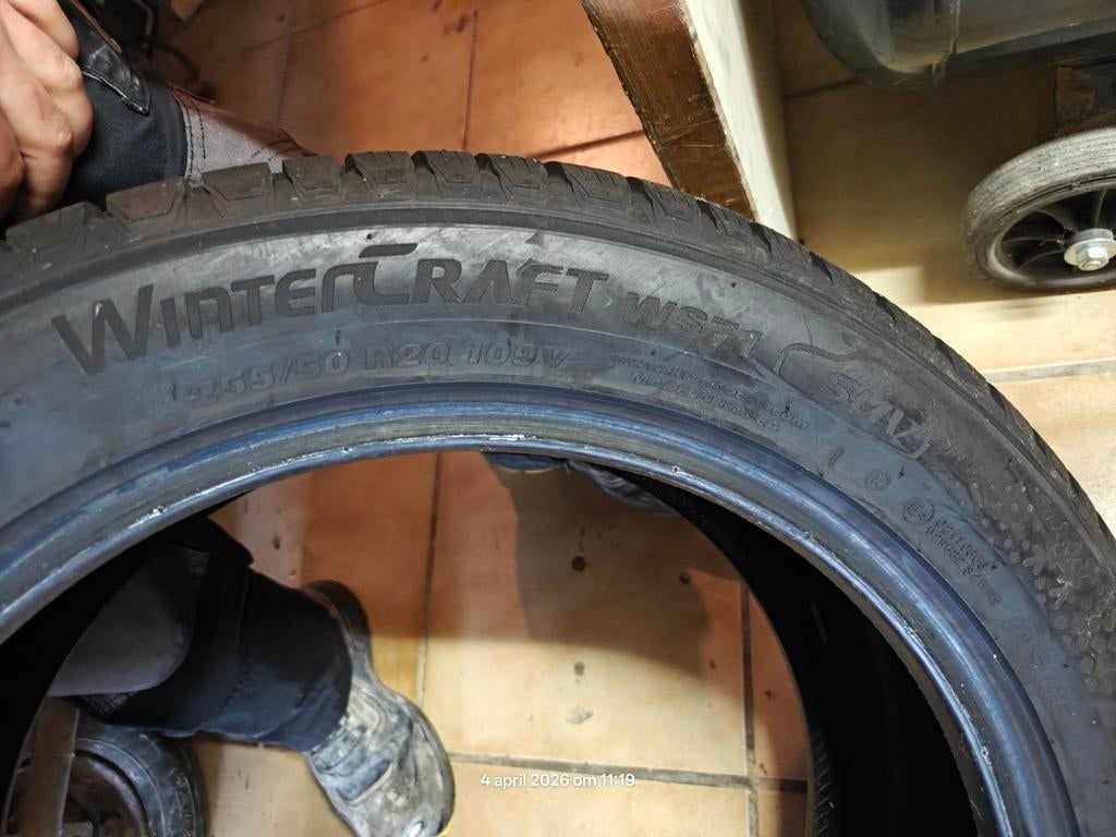 Banden kumho wintercraft 255/50 R20 109v, Ophalen