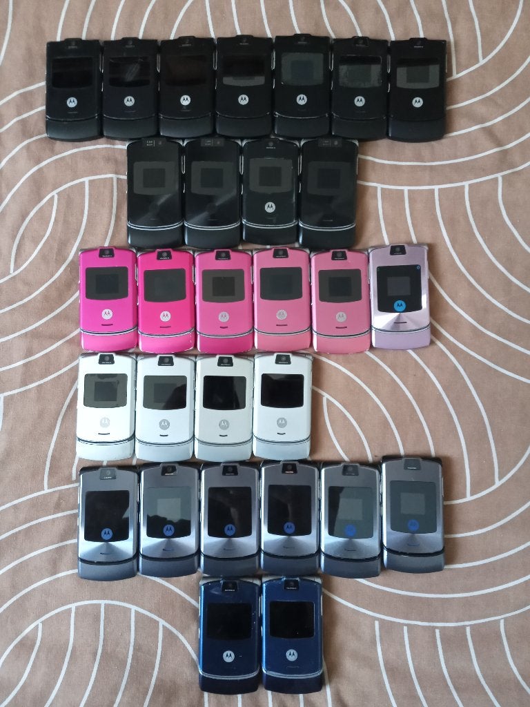 MOTOROLA V3-MOTOROLA V3I PRIX PAR GSM FIX, Telecommunicatie, Ophalen, Gebruikt