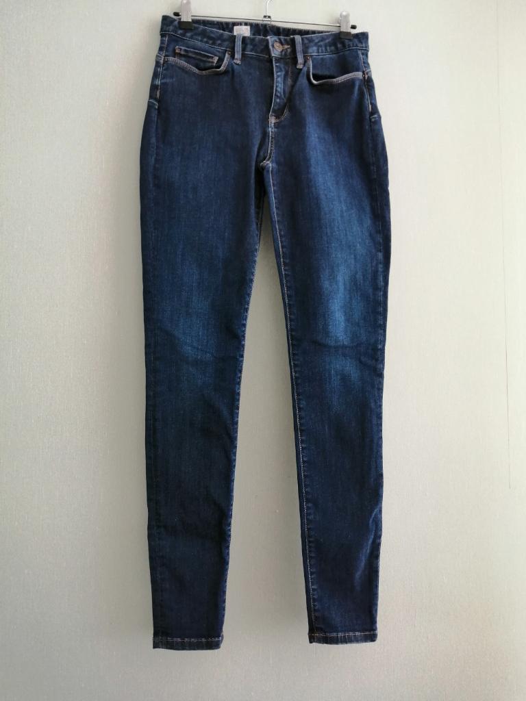 joli jean Tommy Hilfiger W27/L32, Tommy hilfiger, Envoi, Porté, Bleu