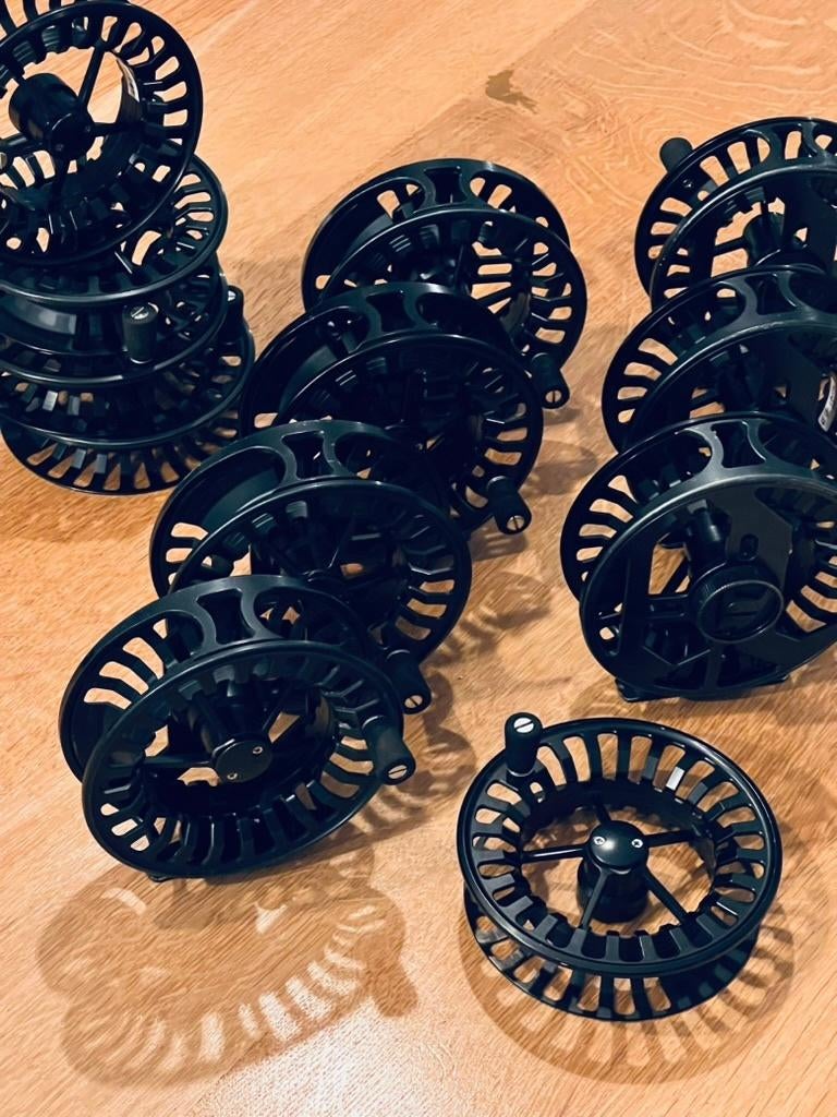 Moulinets Vison XLV 7/8 (7 moulins + 5 bobines), Watersport en Boten, Hengelsport | Algemeen, Gebruikt, Molen, Ophalen of Verzenden