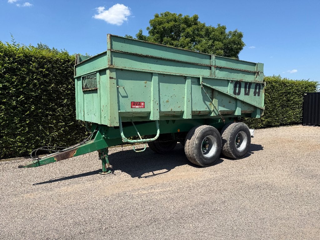 landbouwkipper Ova, Enlèvement