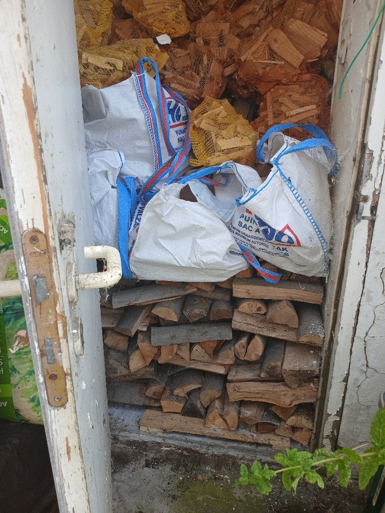 3 Stères de Bûches 30cm + 14 sacs de bois d'allumage, Enlèvement, Autres essences de bois, Bûches